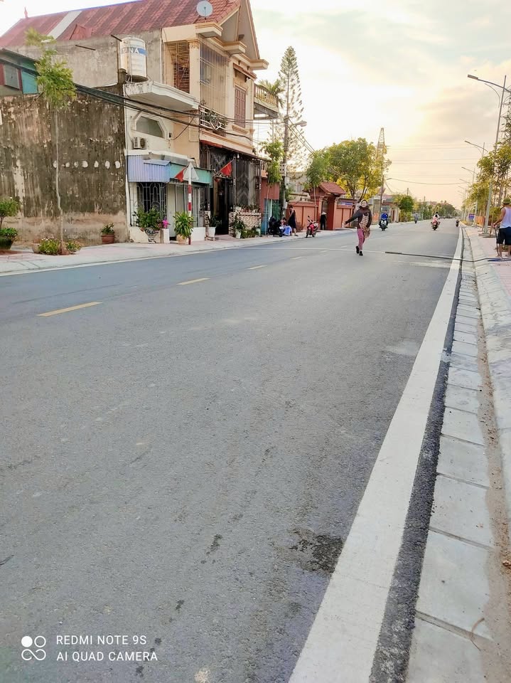 Đất mặt tiền trục xã An Hồng 100m² giá 2.8 tỷ - Đầu tư sinh lời ngay!