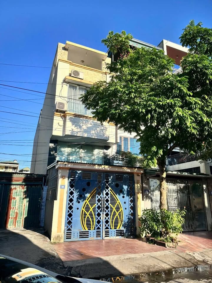 Nhà 3,5 tầng tại Cao Thắng, Hạ Long 78m² giá 4 tỷ - Chính chủ bán gấp!