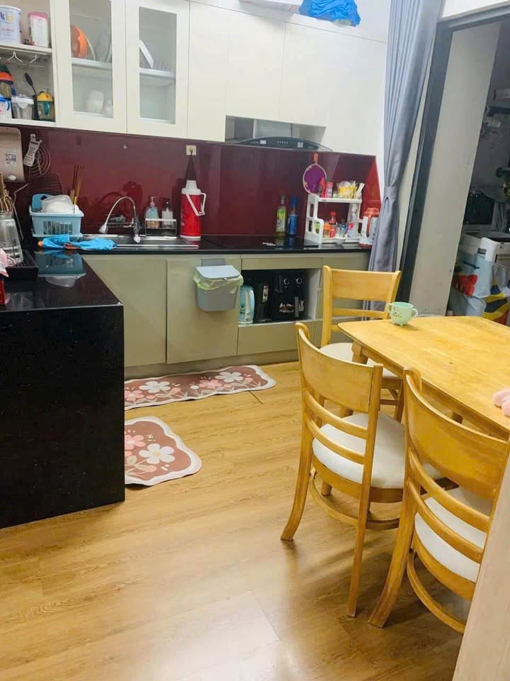 Căn hộ 2 phòng ngủ Chung cư Lideco Hạ Long 70m² giá 2.3 tỷ - View Vòng Quay Mặt Trời đẹp!