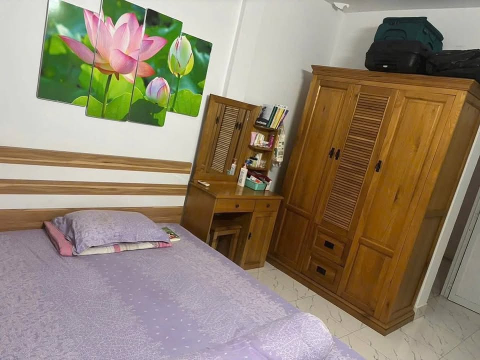 Nhà 1 trệt 1 lầu Hẻm 145 Đỗ Xuân Hợp 68m² giá 3.4 tỷ - Hẻm xe hơi thuận tiện!