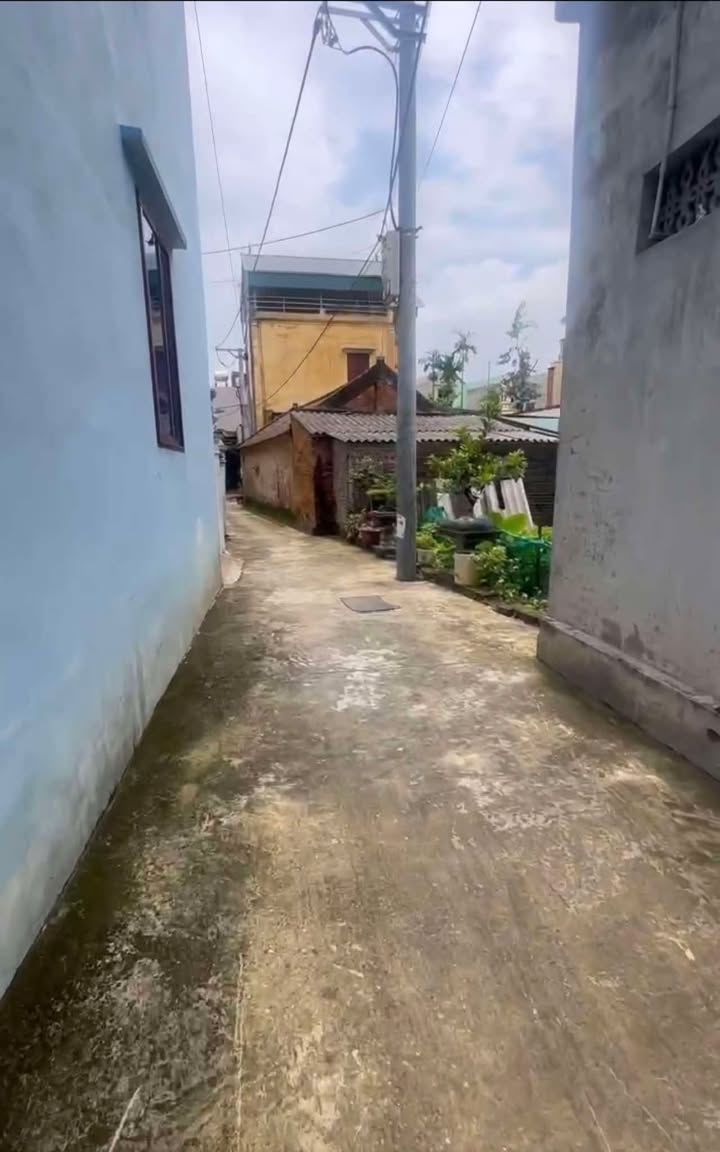 Đất Đặng Xá Gia Lâm 40m² giá 2 tỷ - Vị trí đẹp gần nhà văn hóa