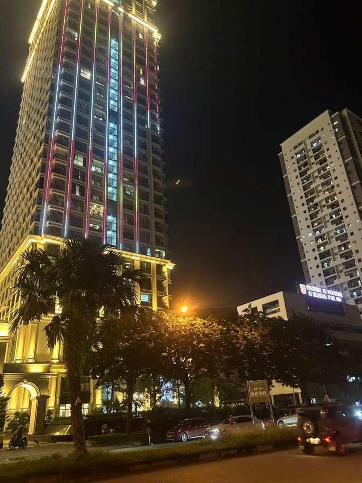 Chung cư Packexim Phú Thượng 125m² giá 7 tỷ - View Sông Hồng tuyệt đẹp!