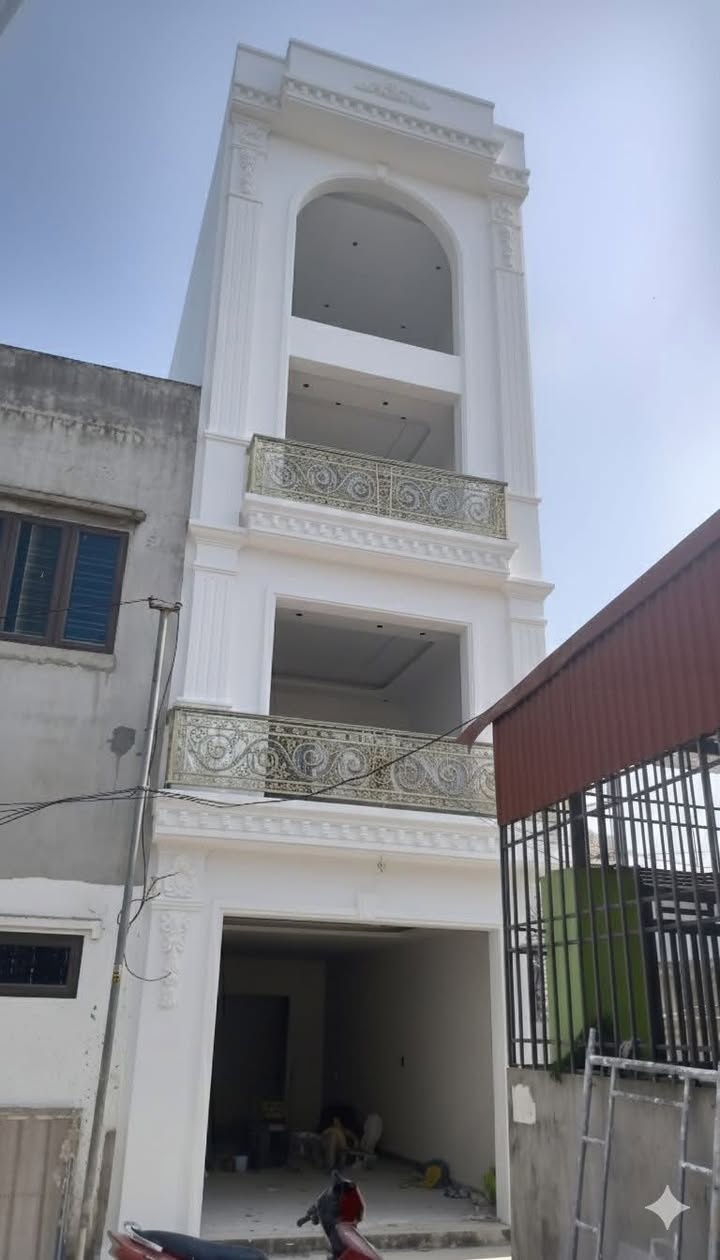 Nhà 4 tầng độc lập tại Quán Trữ, Kiến An, Hải Phòng - Giá 3.3 tỷ, sẵn sàng ở ngay!