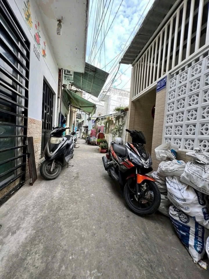 Nhà lầu hẻm 72B Nguyễn Thị Minh Khai, quận Ninh Kiều, 36m² giá 1.85 tỷ - Pháp lý rõ ràng, vào ở ngay!