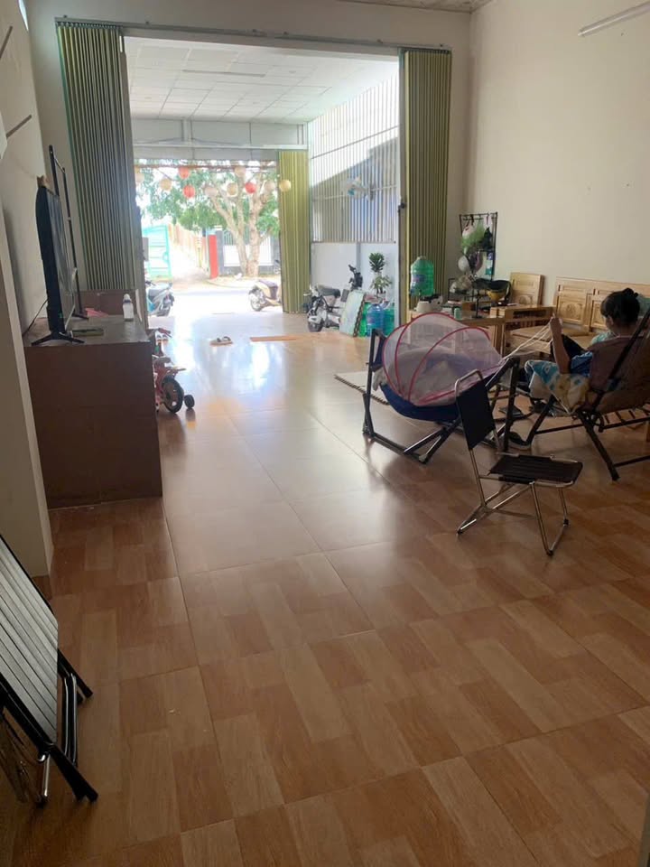 Nhà mặt tiền đường Thống Nhất, Đức Trọng 141m² giá 3.5 tỷ - Kinh doanh tốt, chính chủ bán gấp!