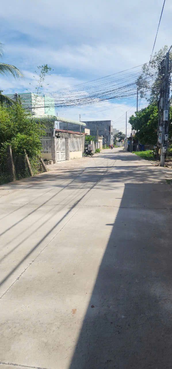 Đất thổ cư Hàm Thắng 102.3m² giá 700 triệu - Bán gấp!