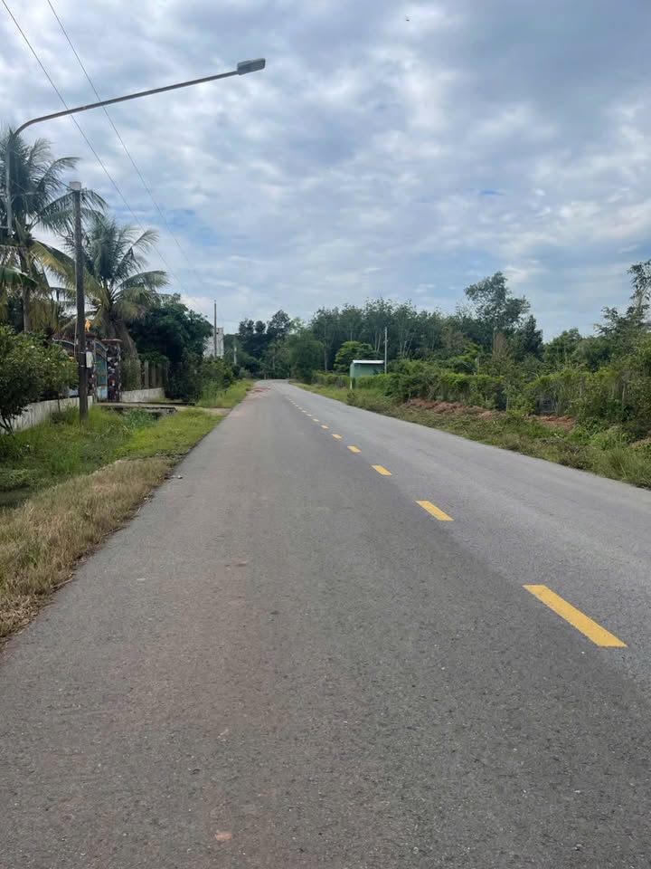 Đất nền Lô góc Lò Gạch, Minh Thạnh, 840m² giá 900 triệu - Đầu tư sinh lời hấp dẫn!