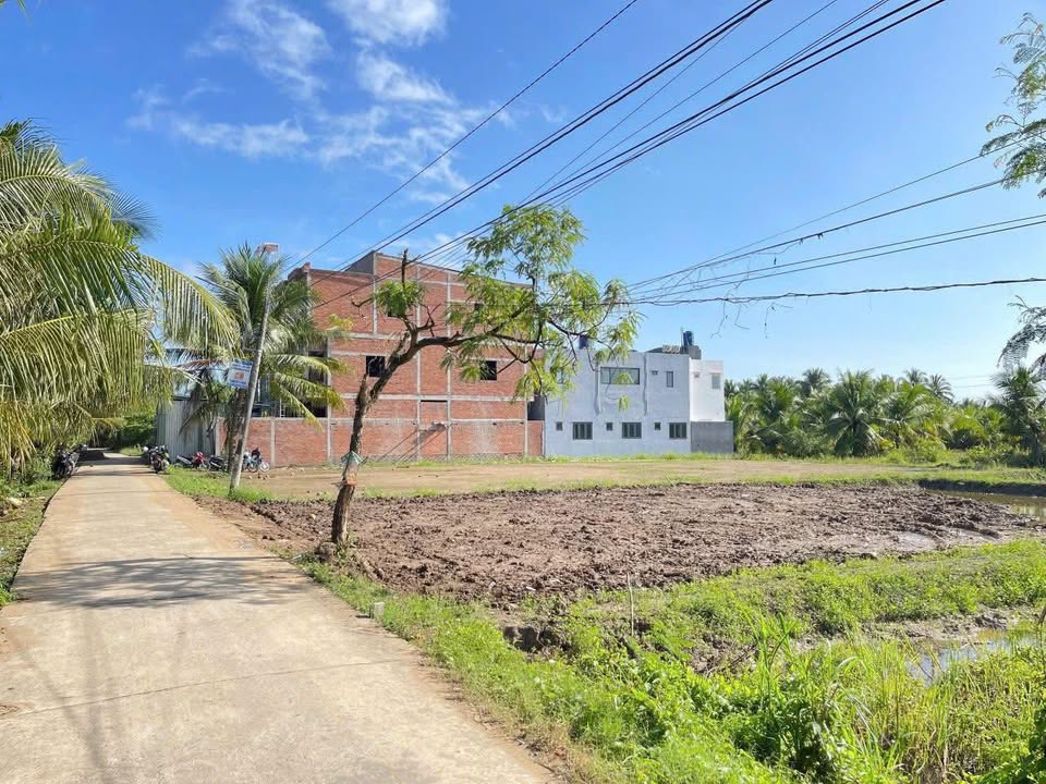 Đất nền mặt tiền kênh 19/05, phường Trung An, 120m² giá 950 triệu - Cơ hội đầu tư hấp dẫn!