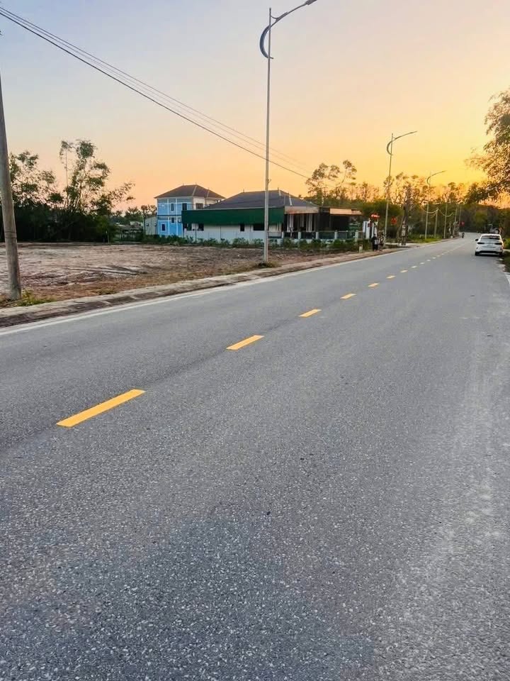 Đất nền Thạch Sơn 143.5m² giá 1.7 tỷ - Mặt đường kinh doanh sầm uất!