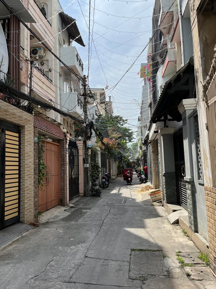 Căn hộ dịch vụ trung tâm Quận 10 49m² giá 4 tỷ - Cơ hội đầu tư sinh lời!