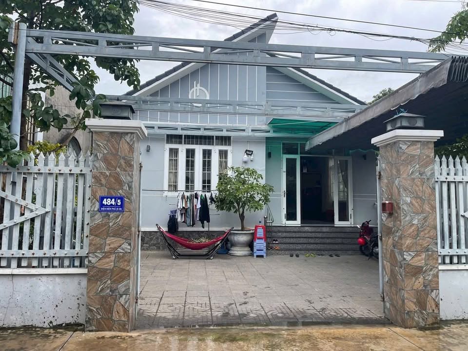 Nhà cấp 4 mái thái tại Điện Biên Phủ, Bà Rịa - 262m² giá 4 tỷ - Sẵn sàng ở ngay!