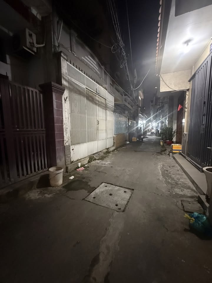 Nhà phố Hẻm 4M Âu Dương Lân Q8 66m² giá 6.7 tỷ - Kết cấu 2 tầng đẹp, không quy hoạch