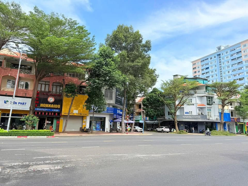 Nhà Mặt Tiền Phường 7, Vũng Tàu 100m² giá 13.7 tỷ - Cơ hội đầu tư sinh lời!