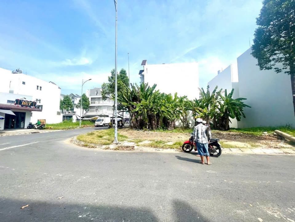 Đất nền góc 2 mặt tiền KDC Nam Long, Cần Thơ - Giá chỉ 6.7 tỷ, đầu tư sinh lời!