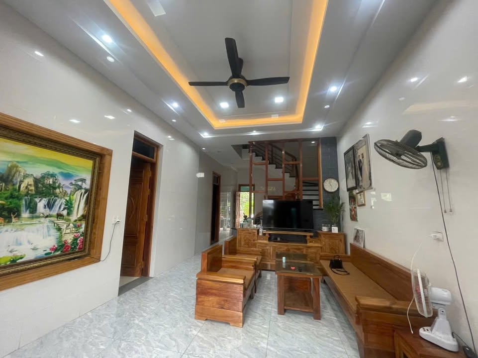 Nhà vườn 160m² tại Ỷ La, Tuyên Quang giá 4 tỷ - Thiết kế hiện đại, sẵn sàng ở ngay!