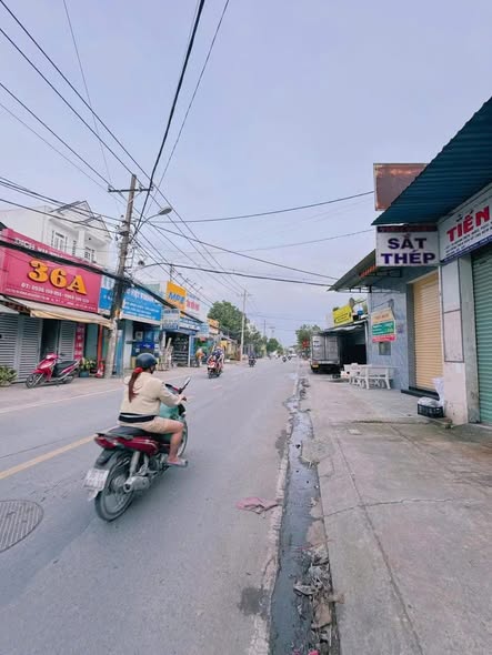 Nhà mặt tiền Nguyễn Thị Ngâu, Hóc Môn 126m² chỉ 8 triệu/tháng - Phù hợp kinh doanh!