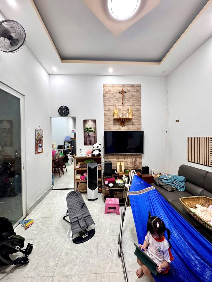 Nhà phố Hố Nai, Biên Hòa 100m² giá 1.599 tỷ - Gần ủy ban, an ninh yên tĩnh!