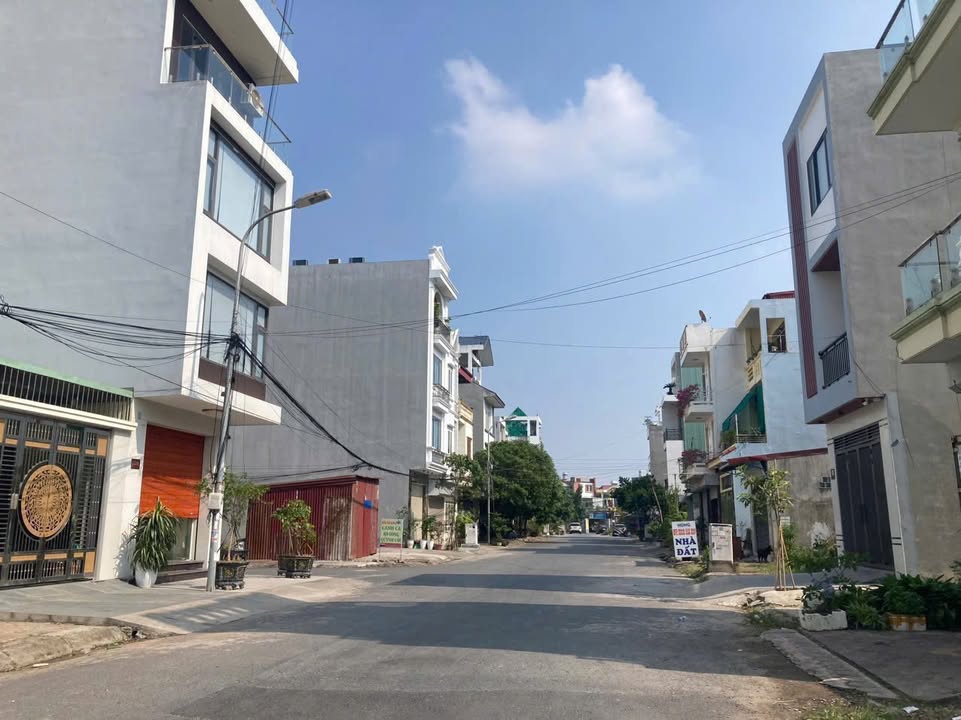 Đất tái định cư Phường Đằng Hải 84m² giá 5,7 tỷ - Vị trí đẹp, đầy đủ tiện ích!