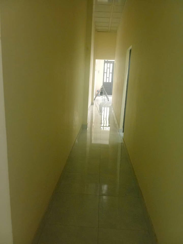 Nhà riêng Tân Định Bến Cát 160m² giá 1.75 tỷ - Xây dựng chắc chắn, sẵn sàng ở ngay!