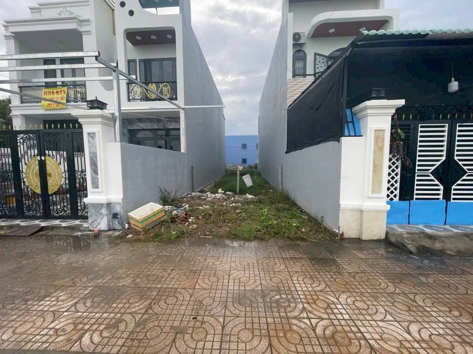 Đất thổ cư Long Trạch 112m² giá 1.23 tỷ - Xây dựng tự do, khu cao cấp!