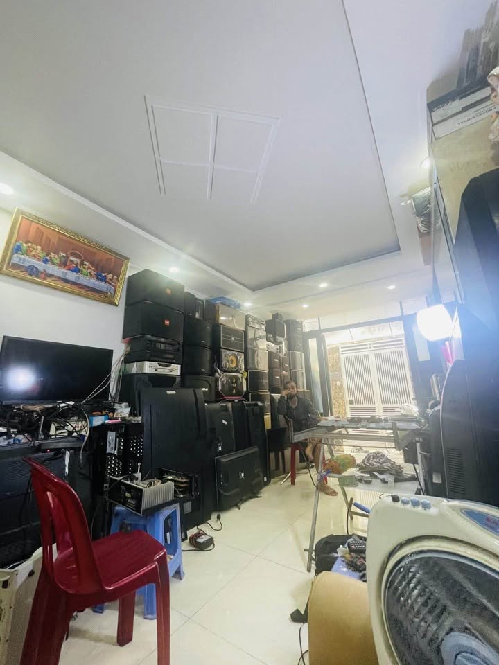 Nhà 2 tầng Đào Duy Từ, 32m² giá 3.25 tỷ - Cơ hội không thể bỏ lỡ!