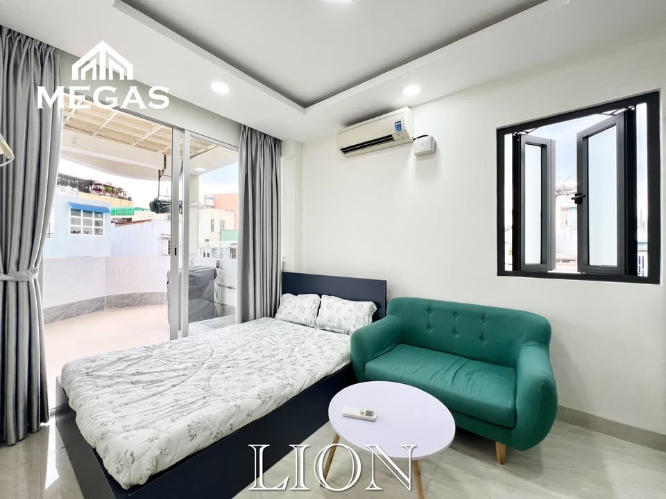 Studio cho thuê 629 Cách Mạng Tháng 8, Quận 10 - Ban công riêng, giá cực tốt!