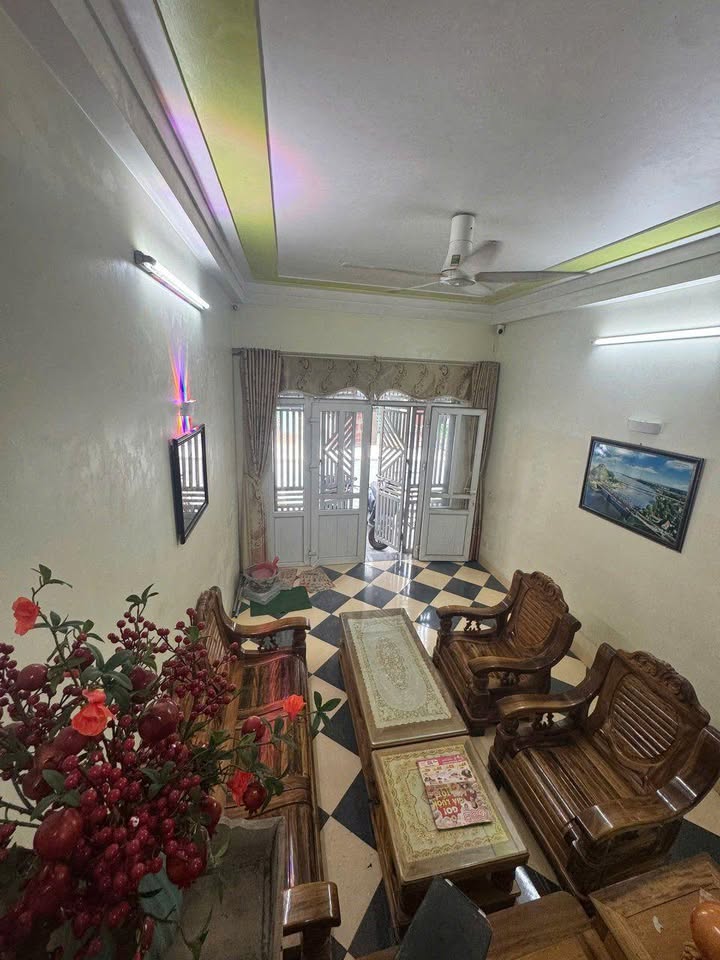 Nhà 4 tầng phường Ngọc Trạo 40m² giá 3.85 tỷ - Đầu tư sinh lời ngay!