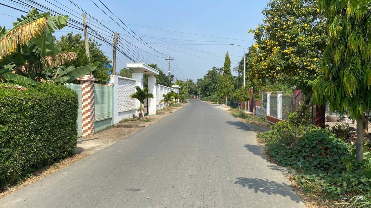 Nhà mặt tiền đường Cây Dương, Bình Hòa, Vĩnh Cửu 100m² giá chỉ 2.65 tỷ - Kinh doanh thuận lợi!