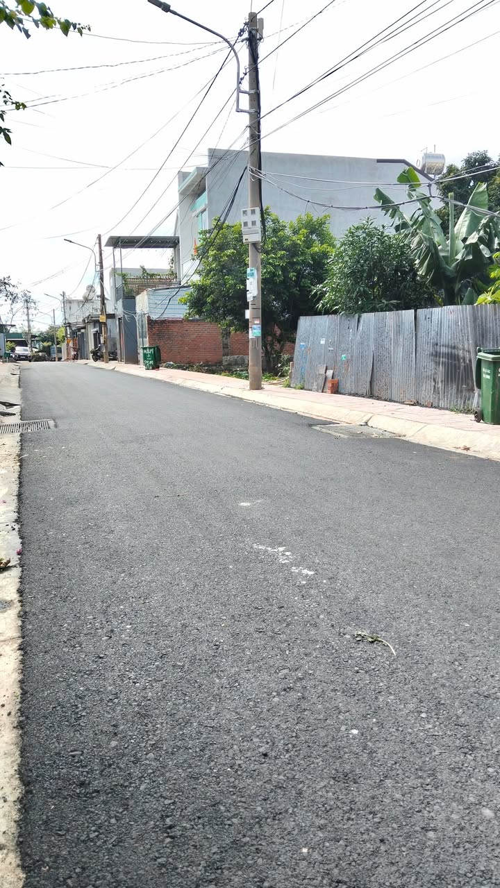 Đất nền hẻm 25 Mai Thị Lựu, Ea Kao 110m² chỉ 2.7 tỷ - Sổ đỏ chính chủ!