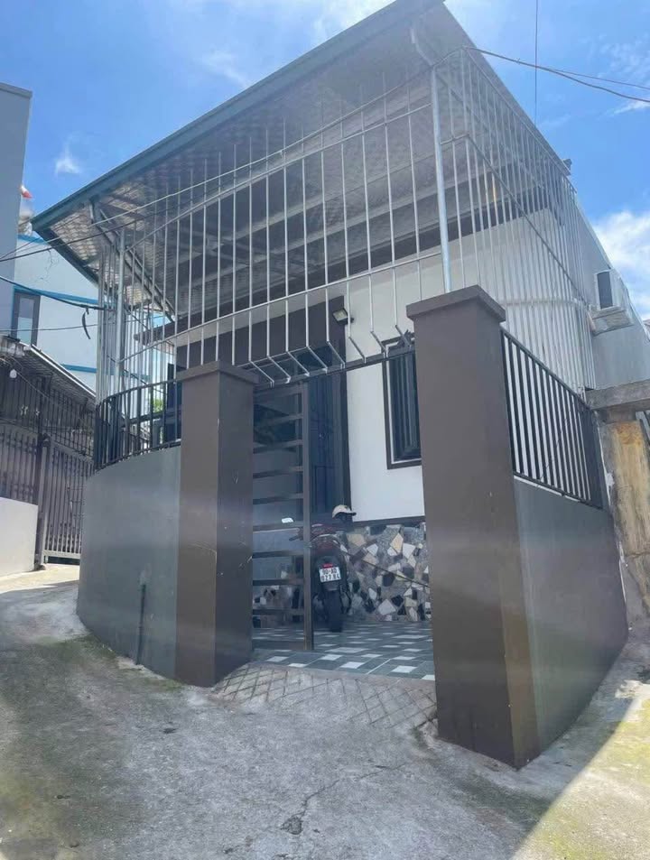 Nhà chính chủ Hạ Long 90m² giá 1.7 tỷ - Sẵn sàng vào ở ngay!