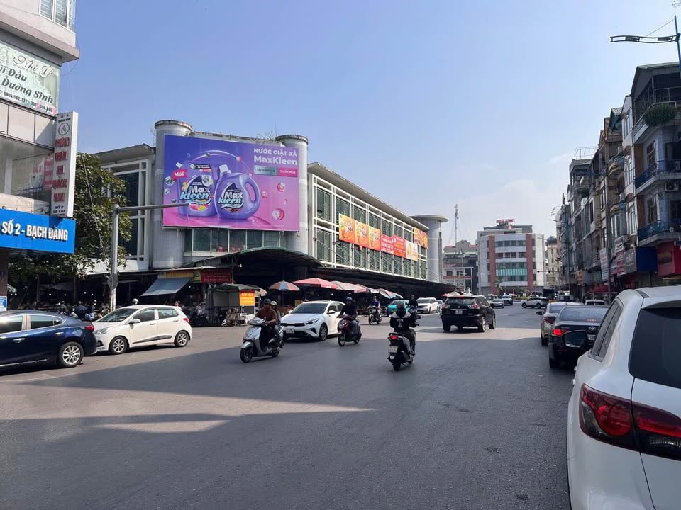 Nhà mặt tiền đường Trần Hưng Đạo, Hạ Long 55m² giá 13.2 tỷ - Kinh doanh sầm uất!