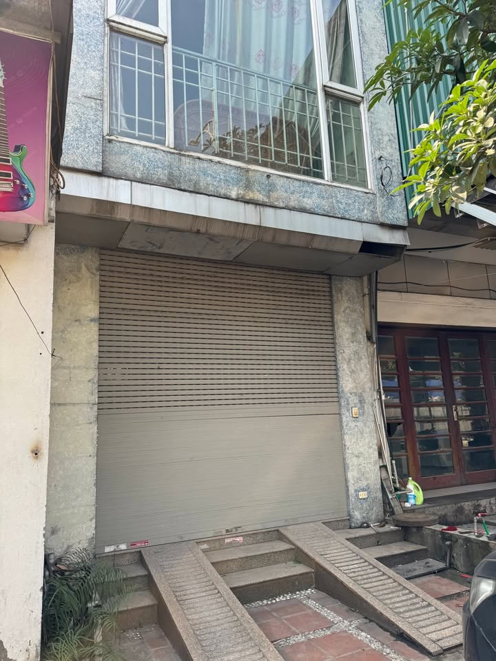 Nhà mặt phố Quốc Lộ 32, Hoài Đức 43m² giá 50 tỷ - Đầu tư kinh doanh sinh lời!