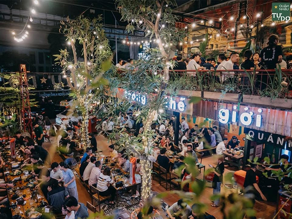 Cho thuê mặt bằng mặt tiền đường Nguyễn Văn Cừ, Cần Thơ - Diện tích rộng 20m