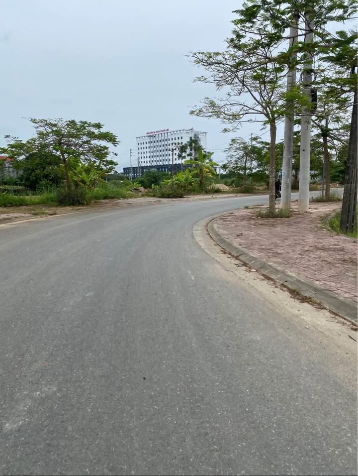 Đất thổ cư TDP 9, Ỷ La, Tuyên Quang 76m² giá 2 tỷ - Vị trí đắc địa, giao thông thuận lợi!