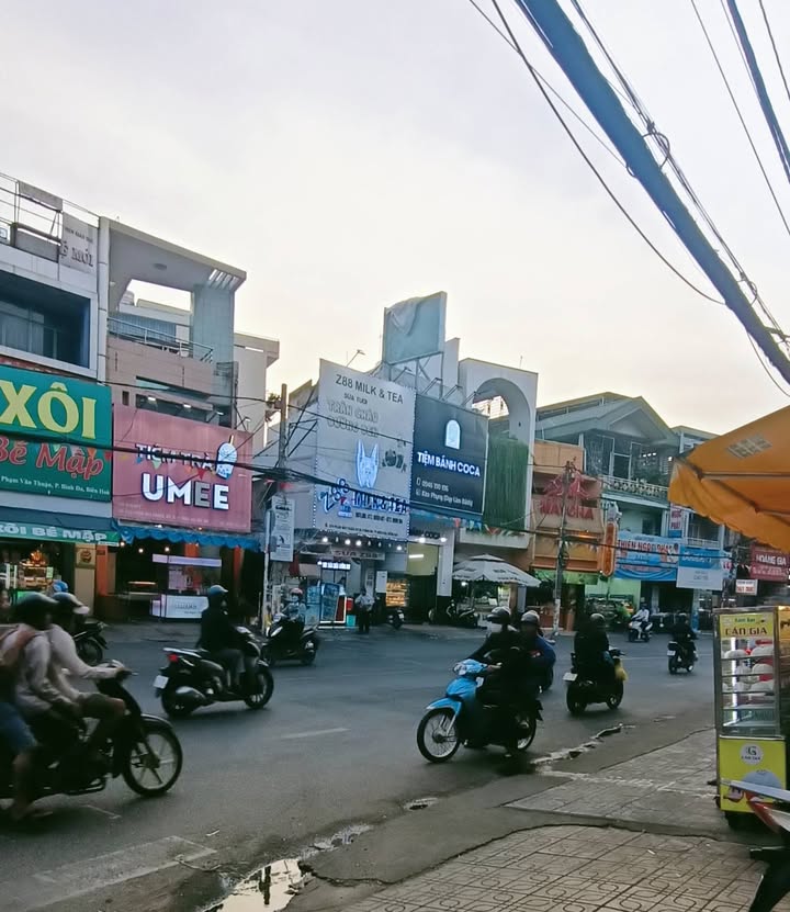 Căn mặt tiền Phạm Văn Thuận 232m² giá 11.6 tỷ - Vị trí kinh doanh đắc địa!