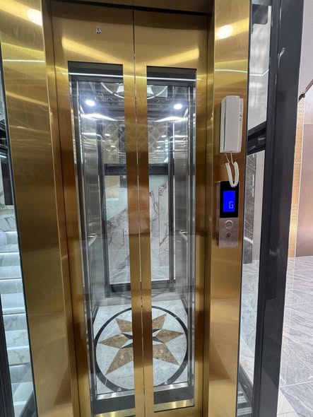 Nhà 5 Tầng Đẹp Lộng Lẫy Tại An Phú Đông Quận 12 - Giá Chỉ 8.6 Tỷ!