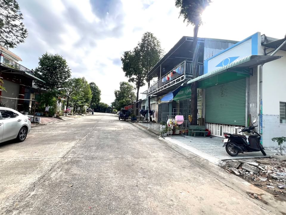 Nhà trọ KCN Mỹ Phước 3 Bến Cát 150m² giá 2.4 tỷ - Đầu tư sinh lời ngay!