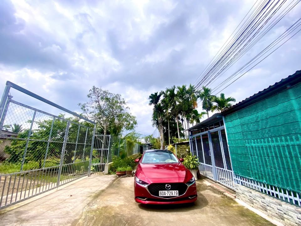 Đất nền Phú Hội Nhơn Trạch 100m² giá 1.4 tỷ - Vị trí thuận lợi, giao thông dễ dàng!