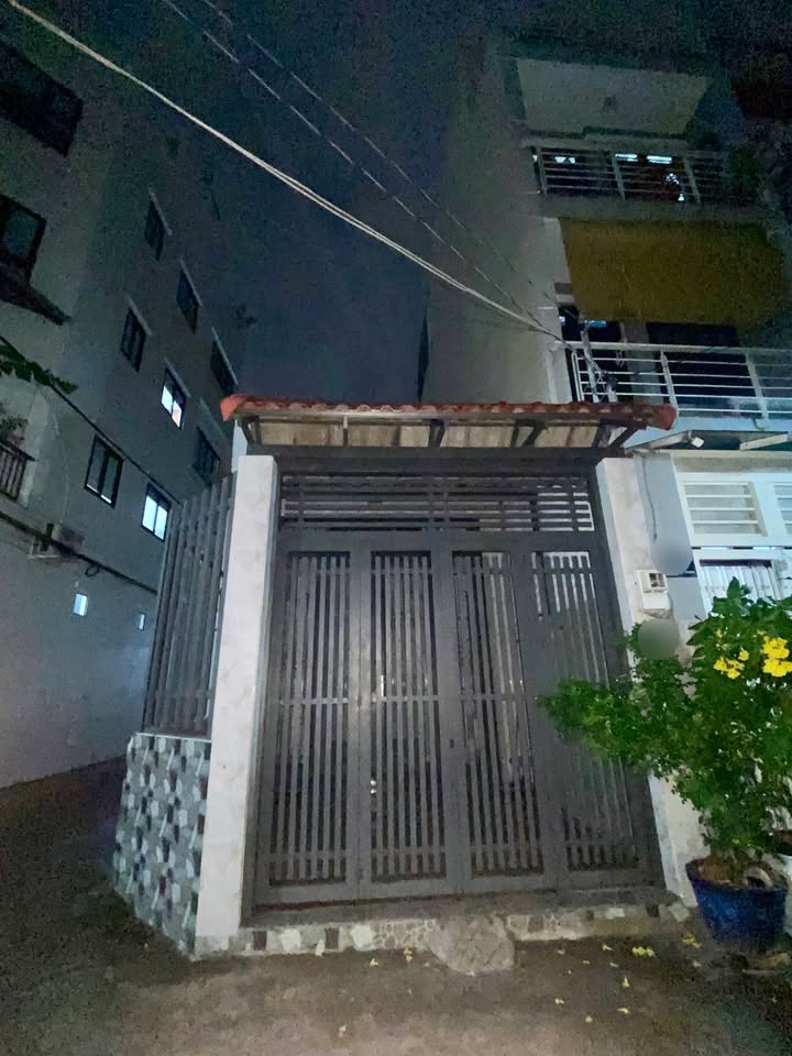 Nhà phố Cống Lỡ, Tân Bình 60m² giá 5.6 tỷ - Ô tô tới cửa, SHR công chứng ngay!