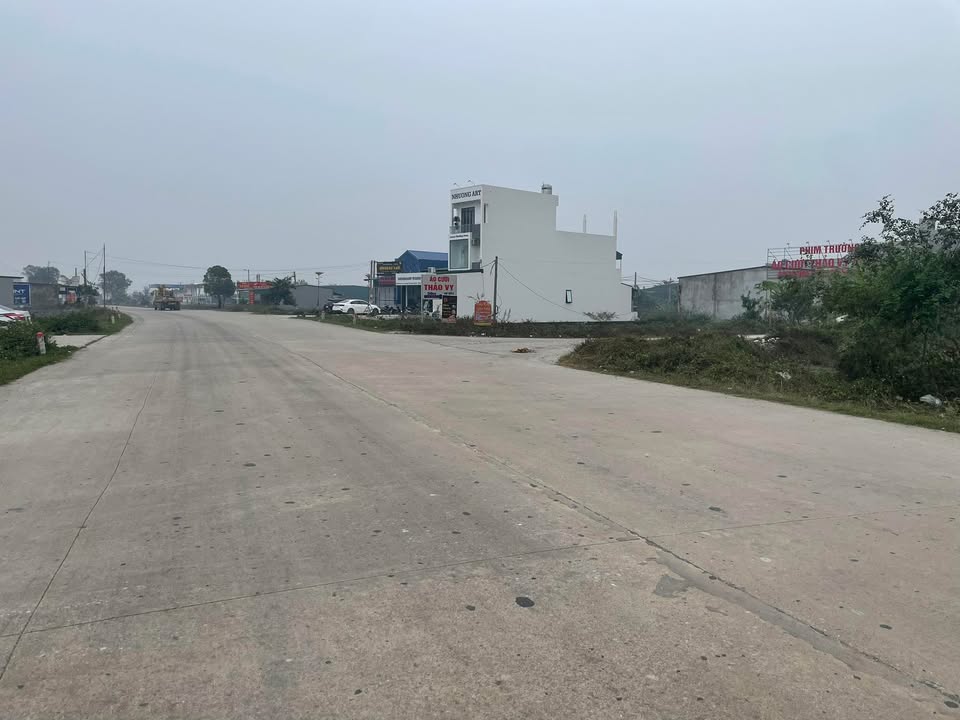 Đất mặt đường Quốc Lộ 12B, Yên Từ, Yên Mô 115.4m² giá 2 tỷ - Cơ hội đầu tư hấp dẫn!