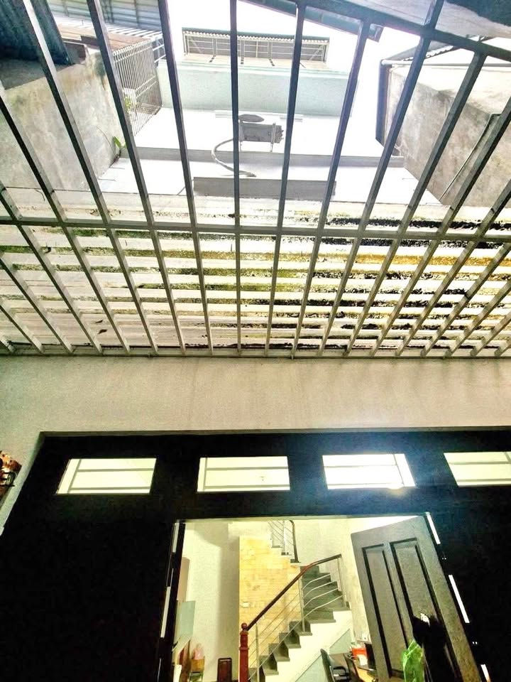 Nhà phố Hoàng Hoa Thám, quận Ba Đình, 48m² chỉ 11.89 tỷ - Khu an sinh tuyệt vời!