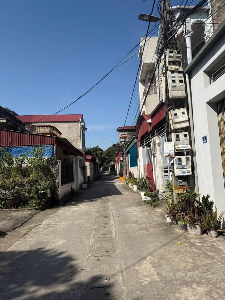 Nhà cấp 4 + Đất 162m² tại Phường Chu Văn An, Chí Linh giá 2 tỷ - Sẵn sàng vào ở!