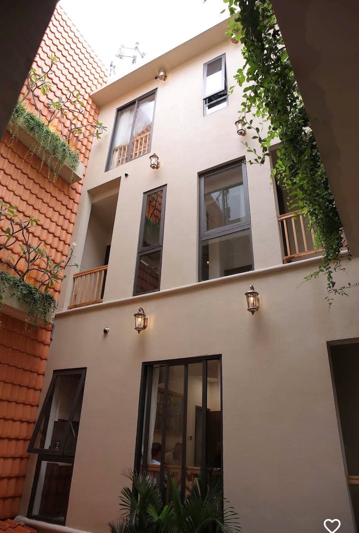 Căn hộ boutique mới 5 tầng tại Trần Văn Thành, Đà Nẵng 146m² giá 32 tỷ - Đầu tư sinh lời ngay!