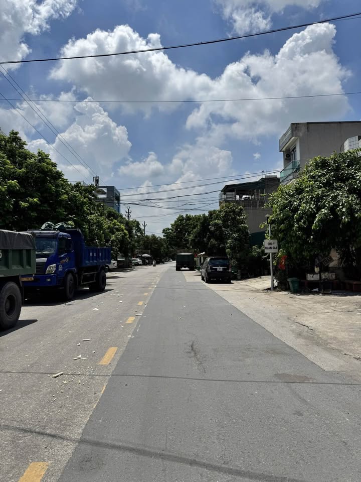 Nhà 2 tầng đường Bạch Đằng, Quảng Hưng 92m² giá 4 tỷ - Kinh doanh sầm uất!