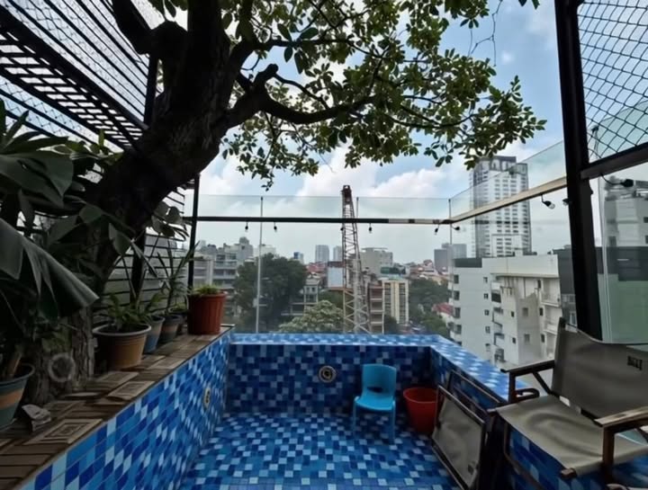 Căn hộ 9 tầng Đội Cấn, Ba Đình 53m² giá 14.6 tỷ - Có bể bơi sang trọng!