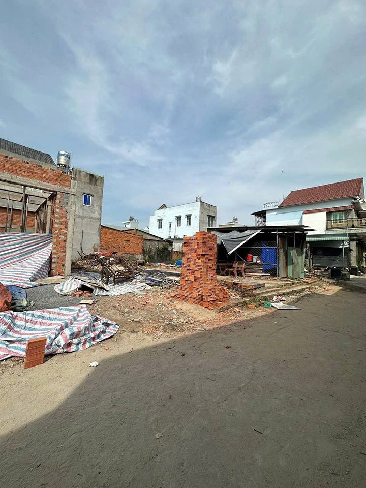 Đất nền Bình Chuẩn, Thuận An 73m² giá chỉ 1.79 tỷ - Cơ hội đầu tư vàng!