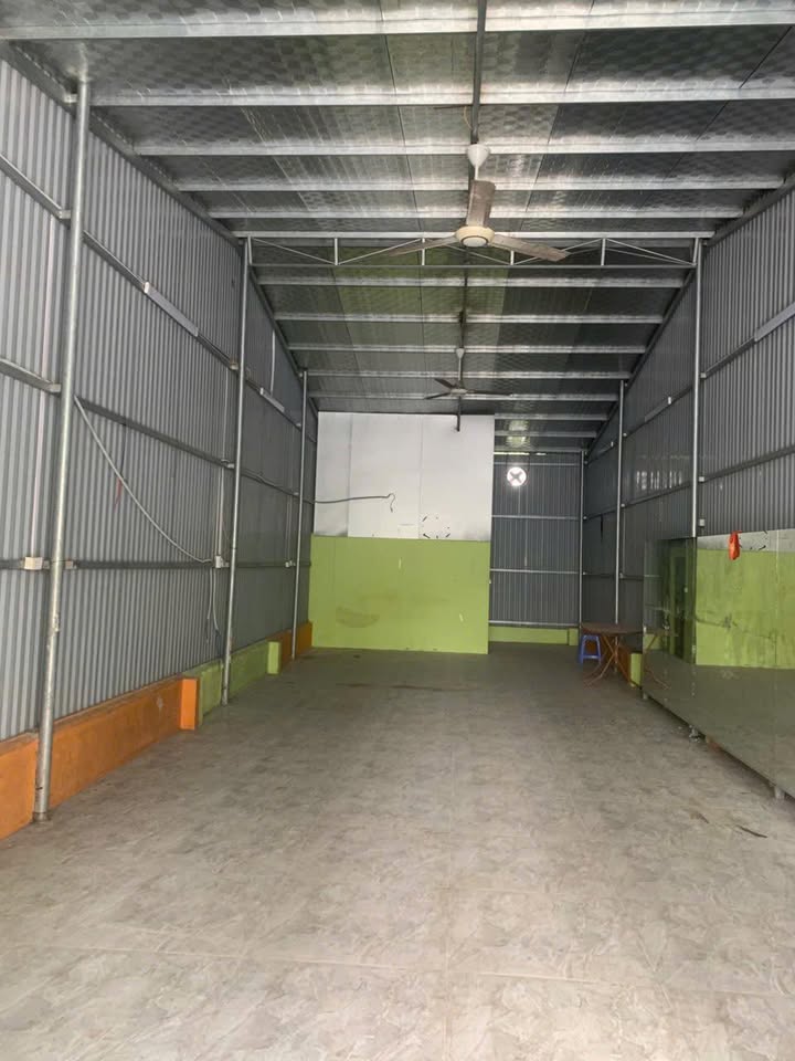 Sàn cho thuê 100m² tại Hạ Long - Giá chỉ 8 triệu/tháng!