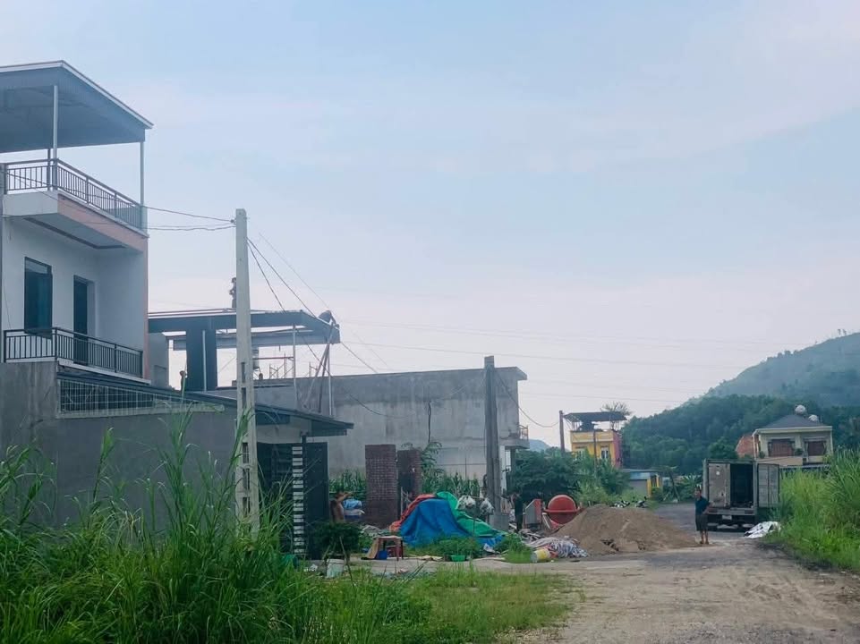 Đất nền khu tái định cư Phúc Hà, Thái Nguyên 100m² giá 700 triệu - Sổ đỏ chính chủ!