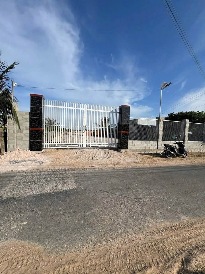 Đất thổ cư 584m² mặt tiền nhựa xã Hàm Liêm giá 2.9 tỷ - Cơ hội đầu tư sinh lời!