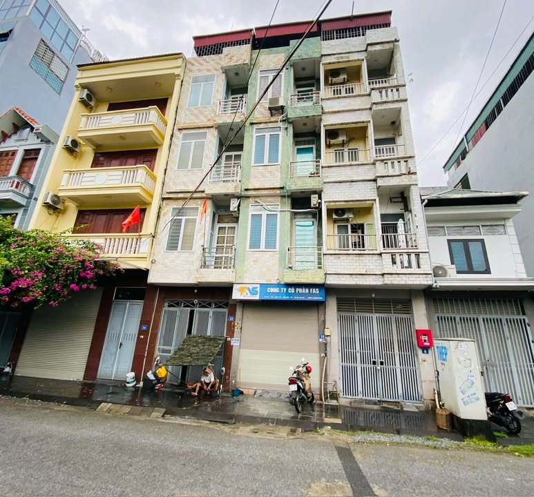 Phòng cho thuê tại Long Biên 22m² giá 2,9 triệu - View thoáng mát, đầy đủ tiện nghi